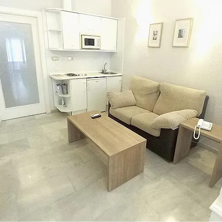 Apartment Pleasant In Near Playa