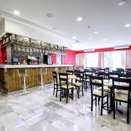Apartment Pleasant In Near Playa